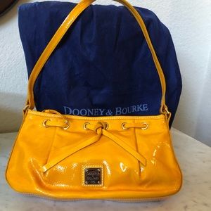 🛑🛑SOLD🛑🛑Dooney & Bourke Patent Yellow Purse.